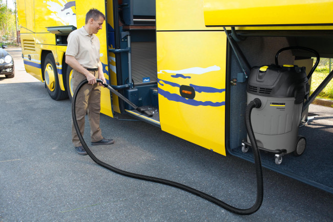 Керхер NT 65/2 Ap - профессиональный пылесос для уборки жидкости и мусора в помещениях автомоек